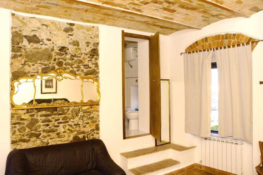 Vecchia Locanda Сарцана Стая снимка